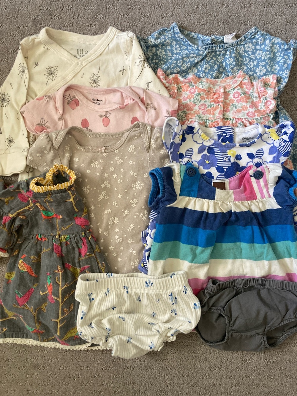 10-pc Bundle assorted baby girl clothes, 3-6M/6M.